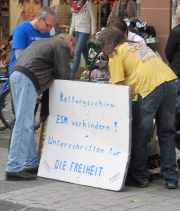 Infostand von "Die Freiheit" - Übersicht