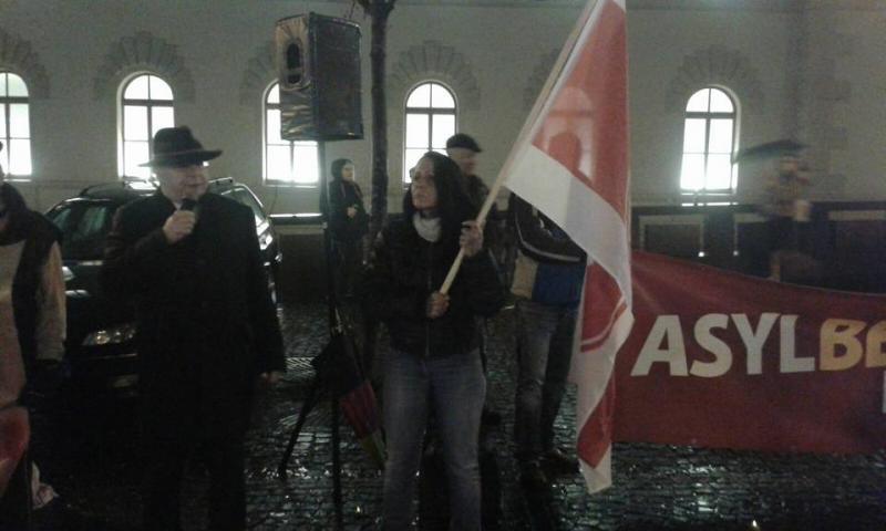 Kundgebund des "Bündnis Saar" am 22. Dezember 2016 in Saarbrücken mit Peter Marx und Jacqueline Südorf.