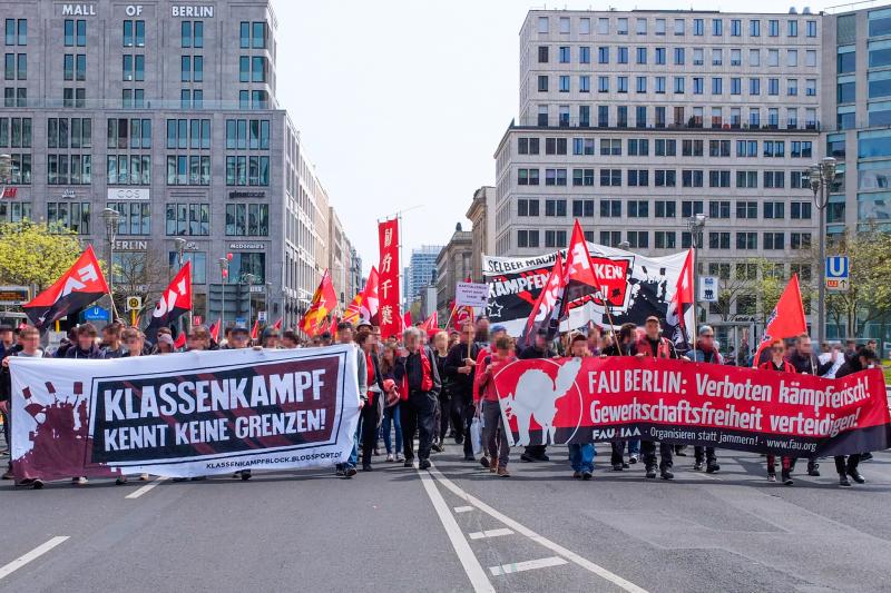 Klassenkämpferischer Block auf DGB-Demo [5]