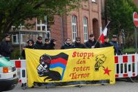 Bodo Hollenborg bei der traurigen Kundgebung von Emsdetten am 13.10.2012, Ganz rechts Bodo, Mitte hinten Martin Wegerich, mit Fahne Phillip K.