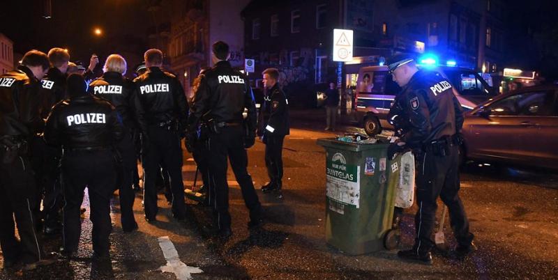 Als die Polizei eintraf, war die Demo offenbar wieder aufgelöst.