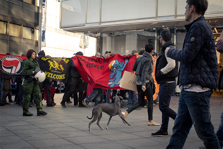 Spontandemo Saarbrücken (5) - Bahnhofstraße/Betzenstraße