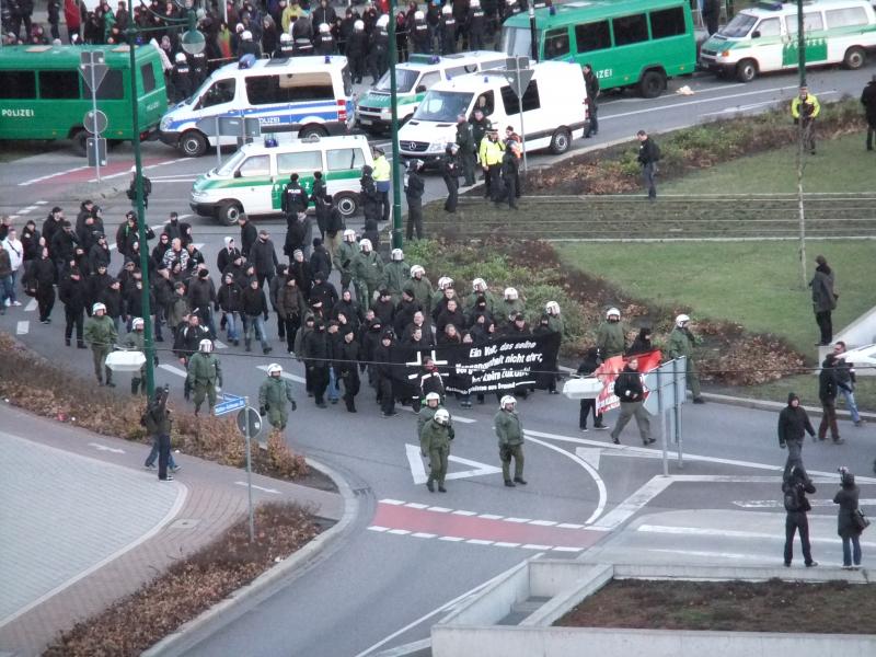 Uniplatz, 15:50–16:05