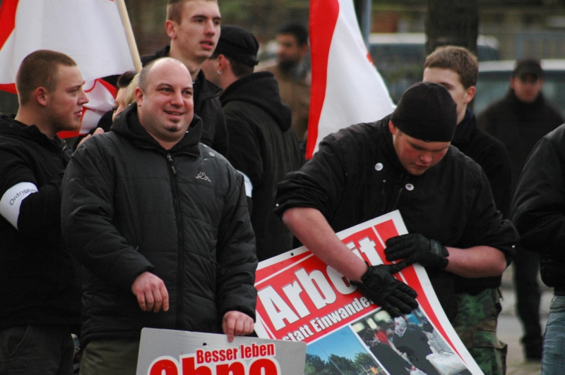 Braunraus-Foto 6 - NPD-Kundgebung in Essen am 27.11.2010