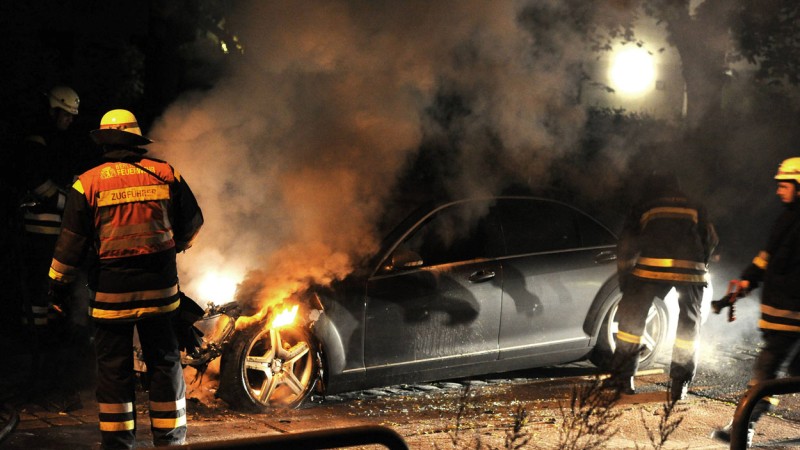 Zu den Brandtaten ermittelt nun der polizeiliche Staatsschutz Foto: spreepicture