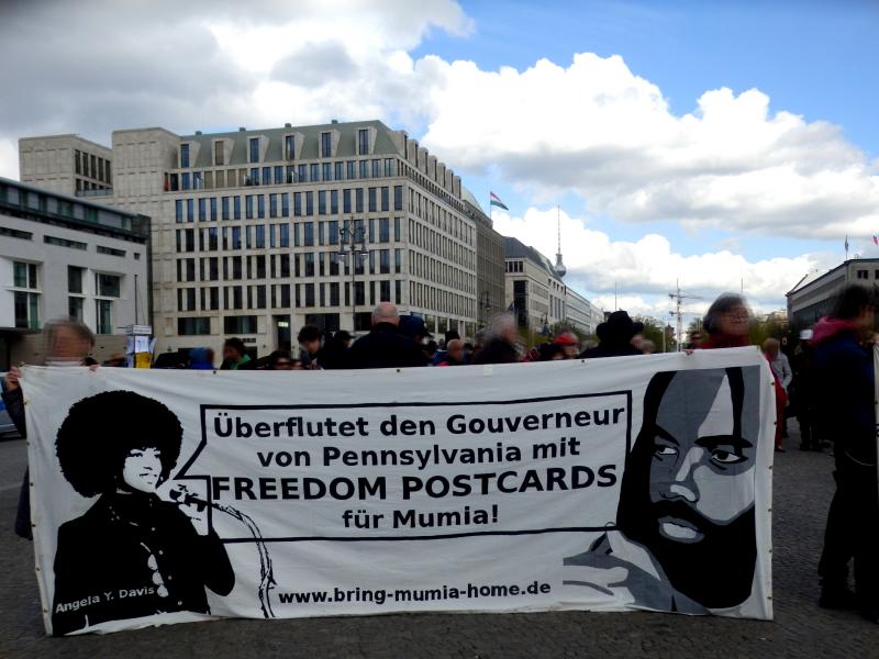 Überflutet den Gouverneur mit FREEDOM Postcards!