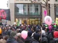 Demonstrationszug vor ESCADA