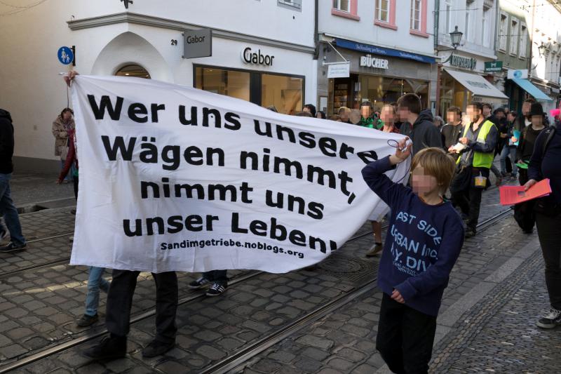 Gegen städtische Wagenräuber