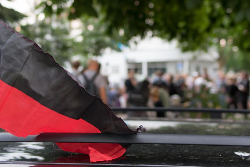 Nationalfahnen wie immer unerwünscht