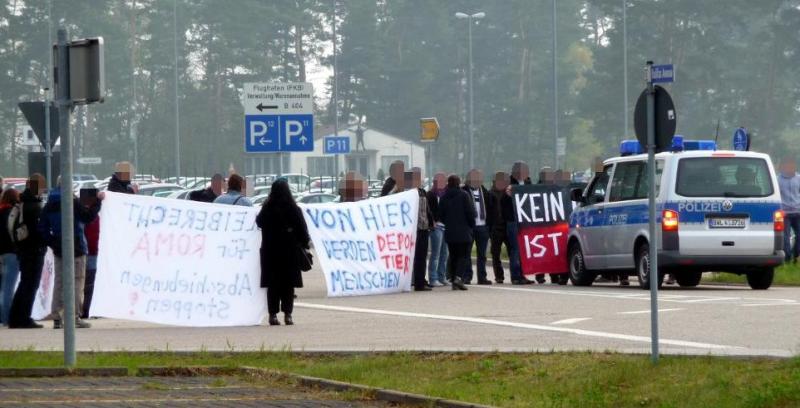 Abschiebung Transpiblockade Baden Airpark