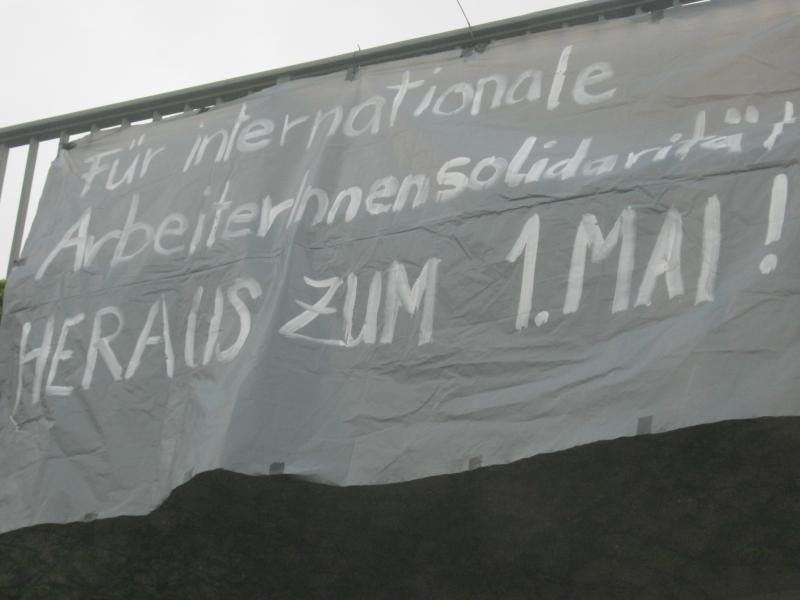 Transpi "Heraus zum 1. Mai"