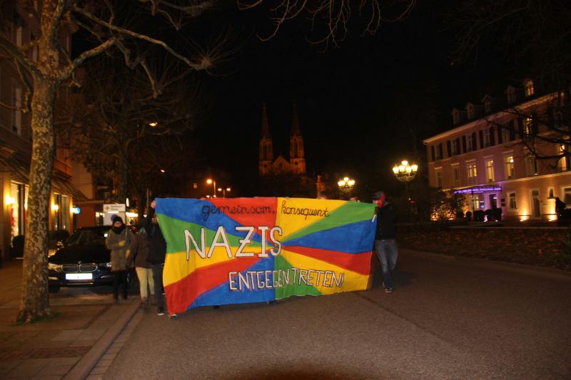 OAT Rastatt mit kleiner Spontandemo vom Augustaplatz zur Kundgebung...