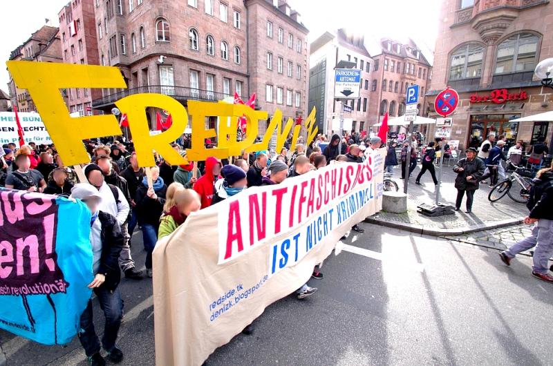 Antirepressionsdemo - 3