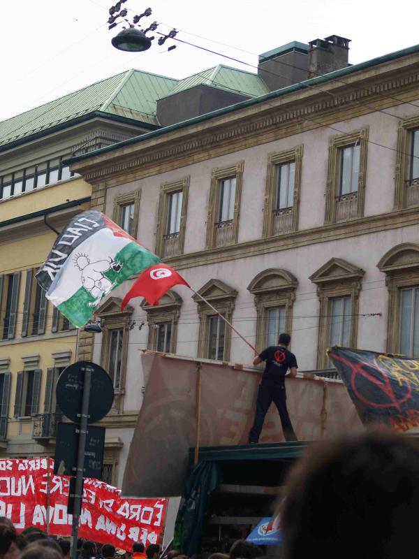 alla manifestazione del 25