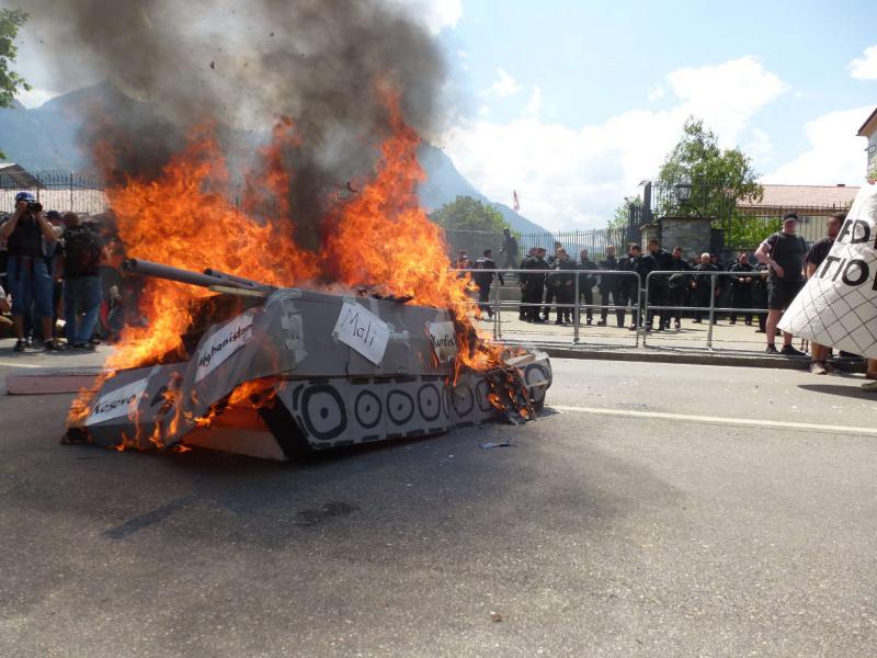 Antimilitaristischer Aktionstag bei G7-Protesten (9)