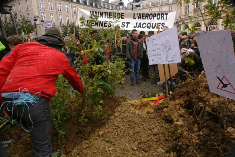 Bepflanzung des Place de la Mairie