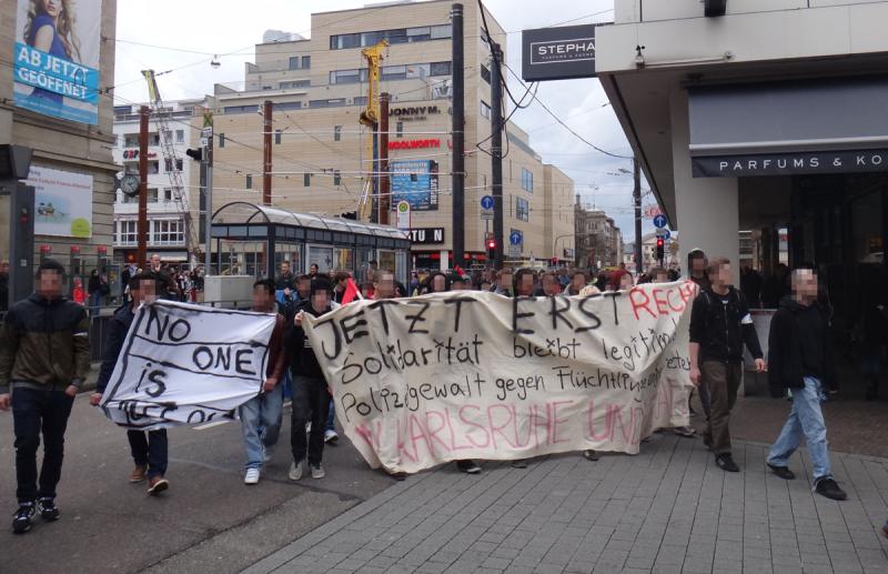 Solidemo gegen Polizeigewalt bei der Refugees