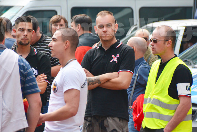 Kay Hanke mit Tim Belz - Pegida-Kundgebung in Stuttgart 17.05.15