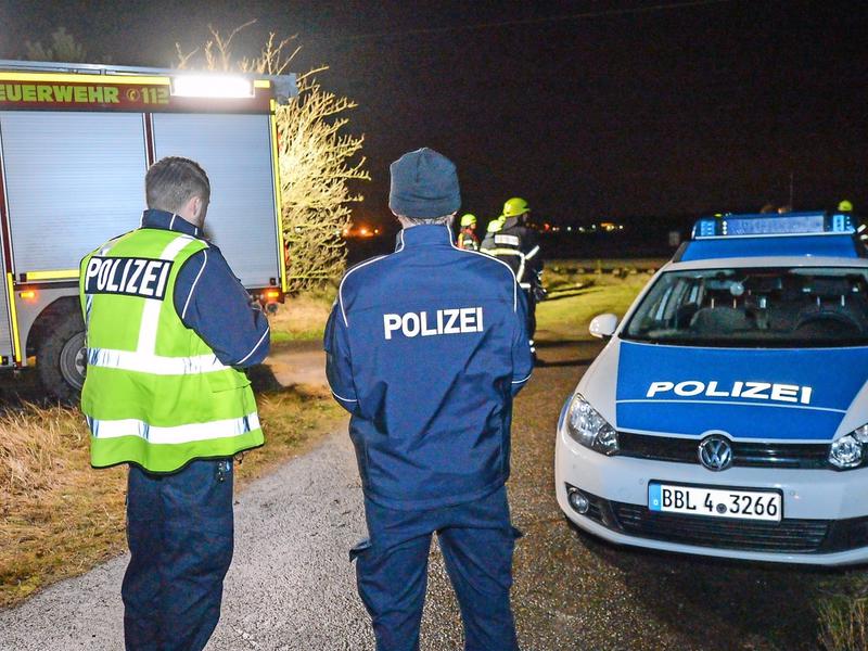  Bei Dallgow-Döberitz ist an der Bahnstrecke Berlin – Hannover ein Brandsatz gefunden worden. 