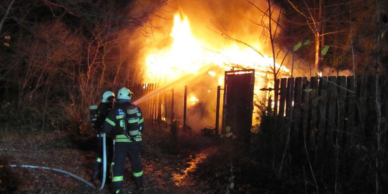 Brand in Foxterriervereinsheim